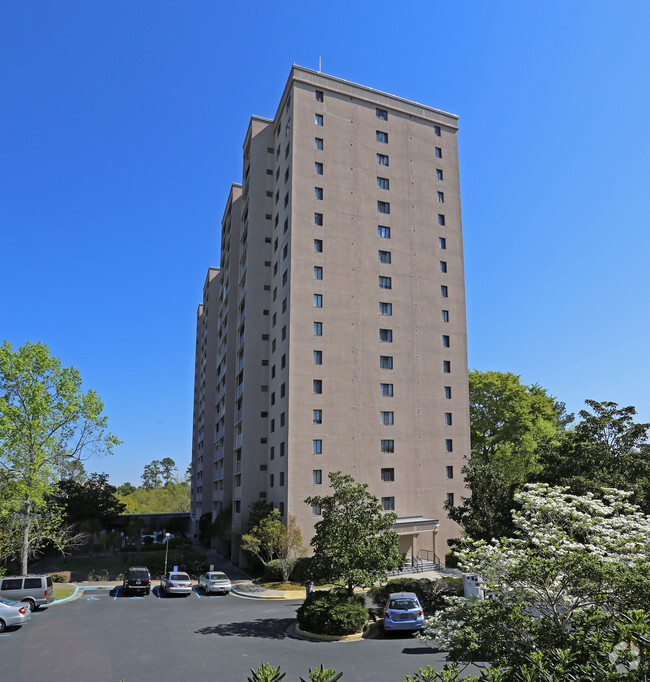 Building Photo - Middleborough Condominiums