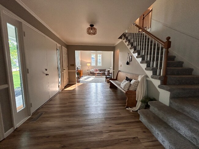 Foto del edificio - 6001 Heywood Cove