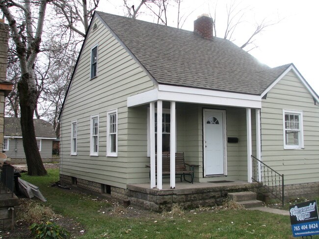 Front Facing N Side facing E - 3101 South St