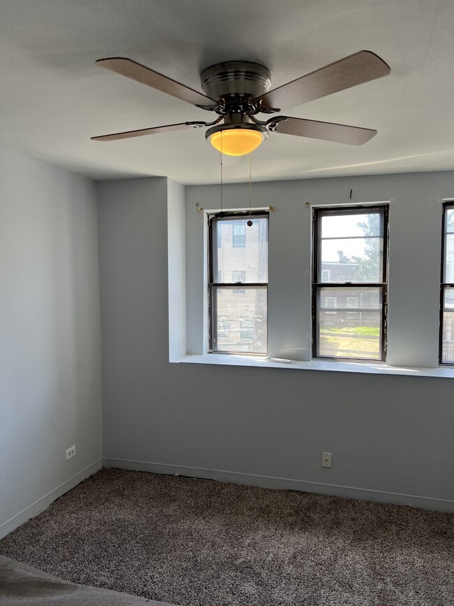 Building Photo - 1459 S 52nd St