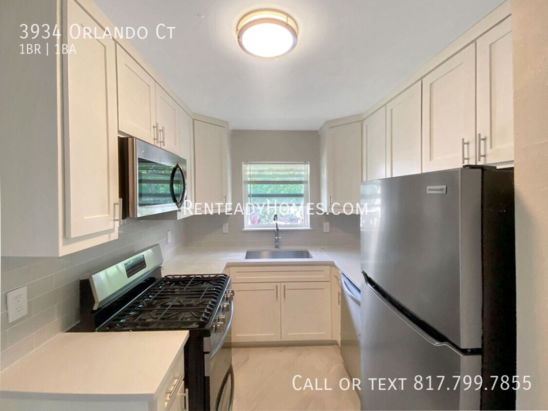 Building Photo - 3934 Orlando Ct