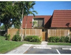 Building Photo - 730 NW 98th Cir