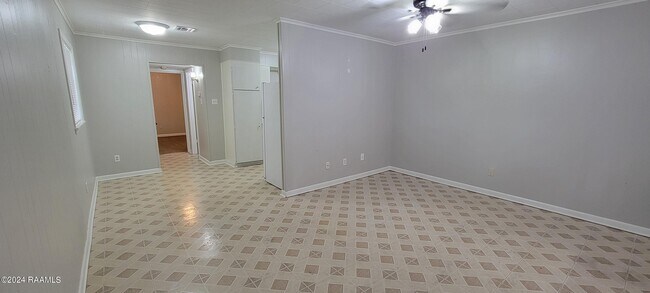 Foto del edificio - 718 Harding St