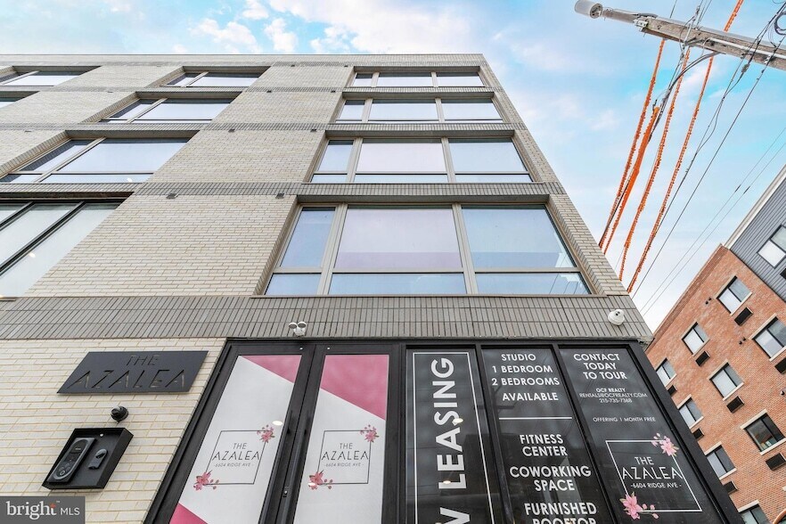 Foto del edificio - 6910 Ridge Ave