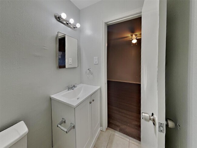 Foto del edificio - 14911 Lofton St
