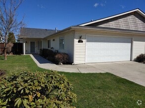 Building Photo - 173 Jeffrey Pine Ln