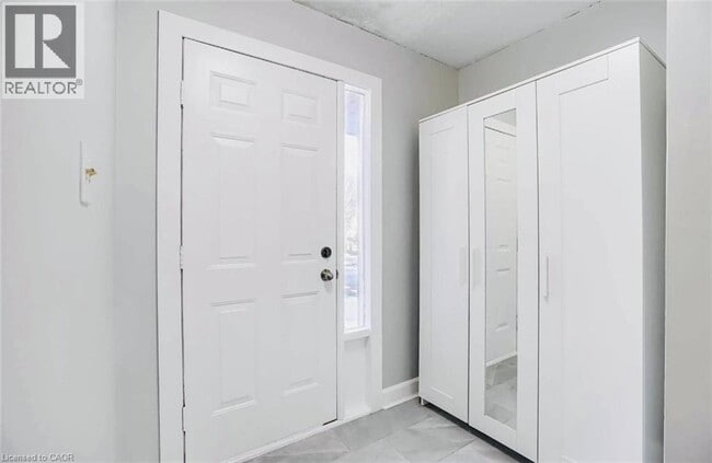 Photo du bâtiment - 34 Keys Dr