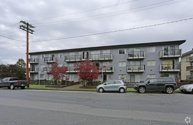 Building Photo - Lori Ann Apartments