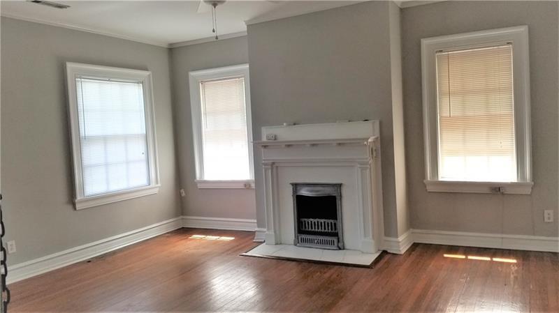 Primary Photo - 806 Briarcliff Rd NE