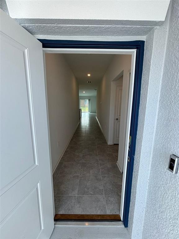 Building Photo - 655 Daring Dr