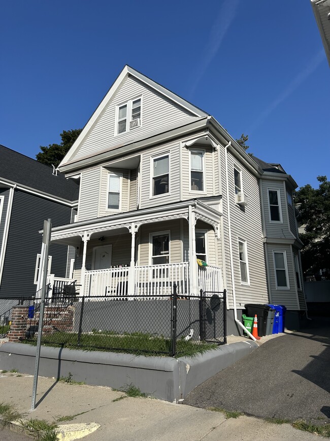 Building Photo - 30 Egleston St