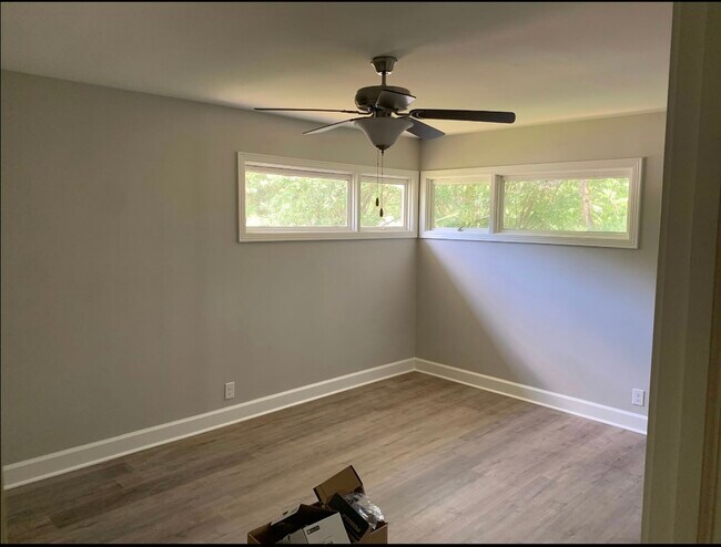 Building Photo - 66 Brookhaven Dr