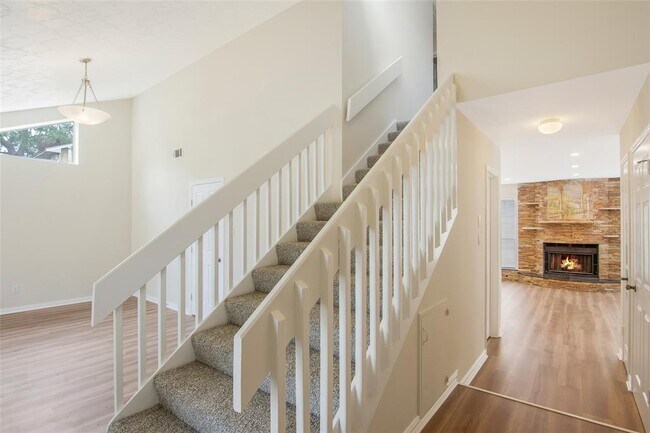 Foto del edificio - 11507 Crooked Pine Dr