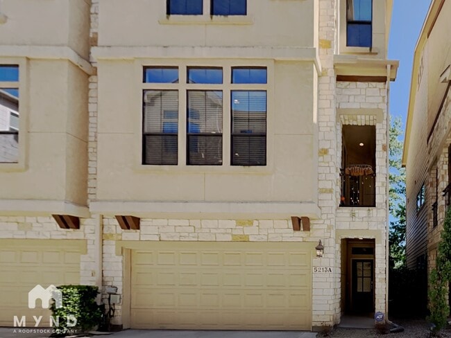 Building Photo - 5213 Eigel St