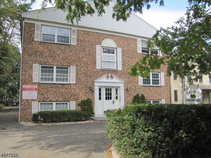 Primary Photo - 48 Elm St