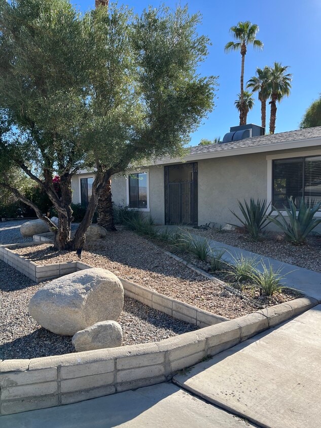 Foto principal - 37932 Mountain Shadow Ln