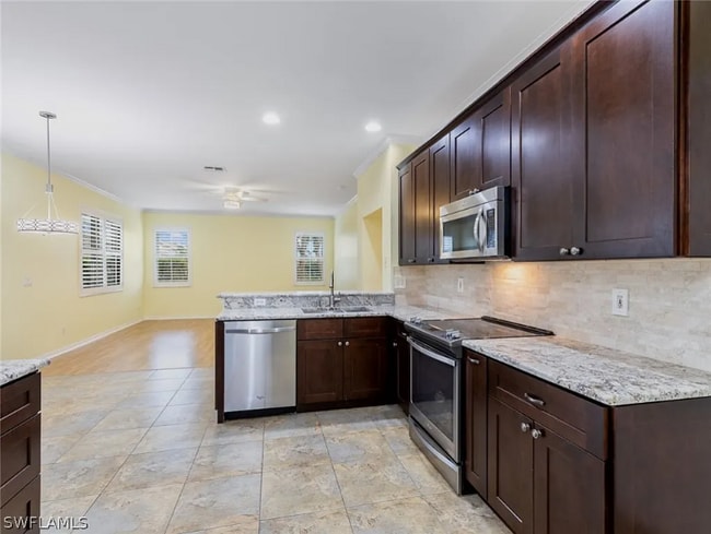 Foto del edificio - 16901 Colony Lakes Blvd