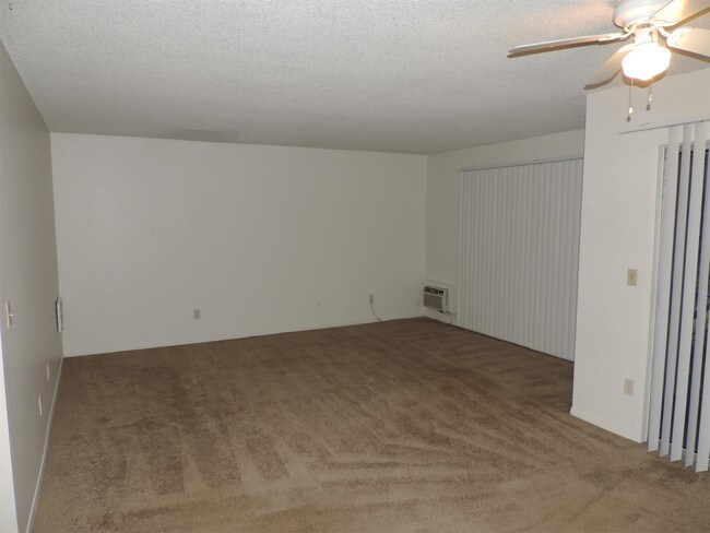 Foto del edificio - 5800 SW Erickson Ave