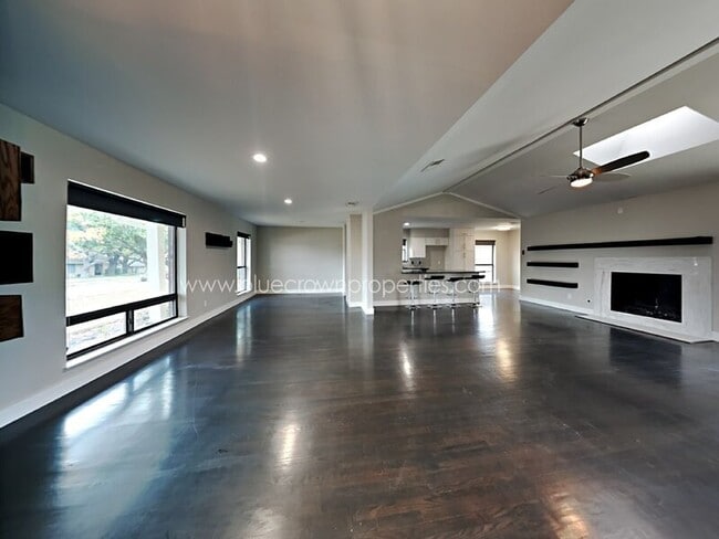 Building Photo - 13104 Tahoe Dr