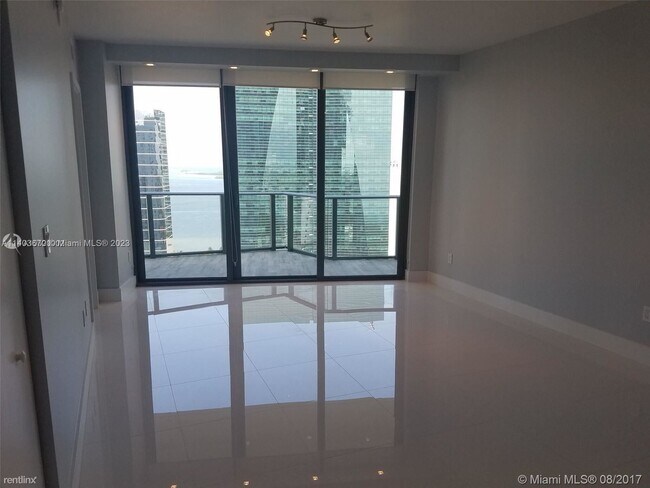 Foto del edificio - 2 br, 2 bath Condo - 1300 S Miami Ave