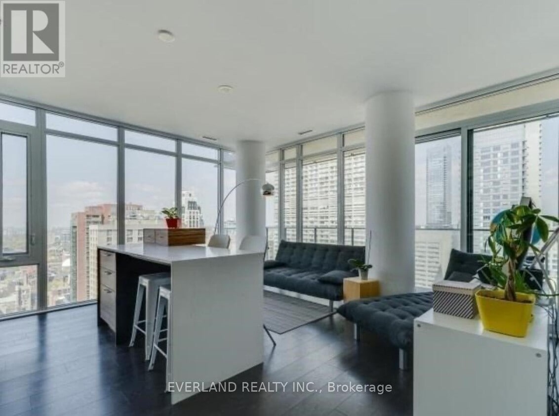 Photo principale - 75-2775 St Nicholas St