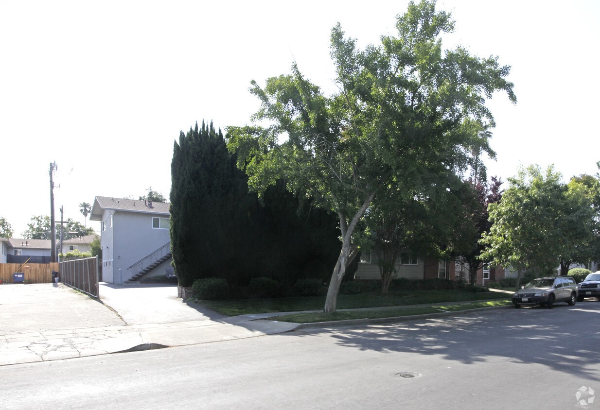 Building Photo - Cupertino Square Apartments