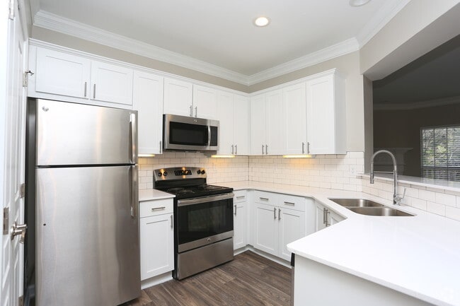Interior Photo - Avana Cheshire Bridge