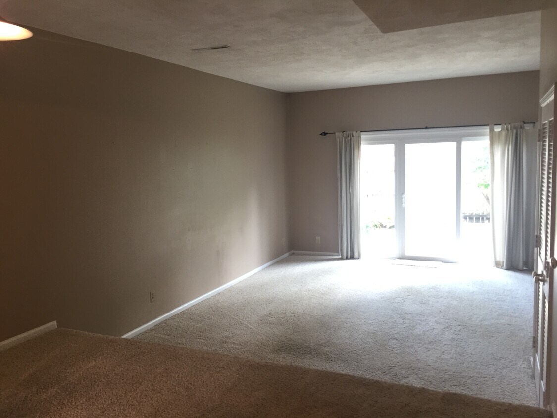 2846 Chateau Cir S Unit 2846 S, Upper Arlington, OH 43221 Condo for