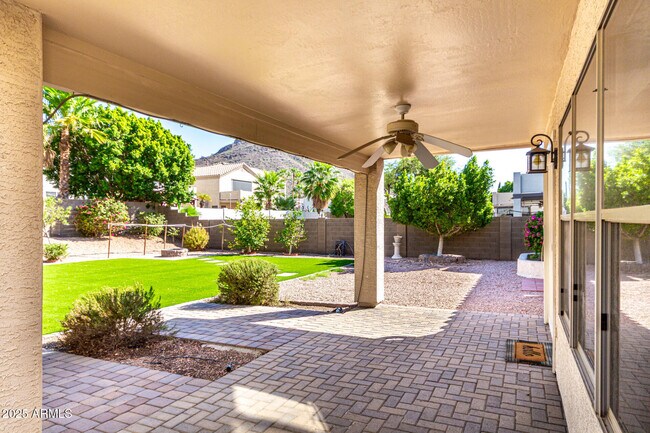 Foto del edificio - 6410 W Buckskin Trail