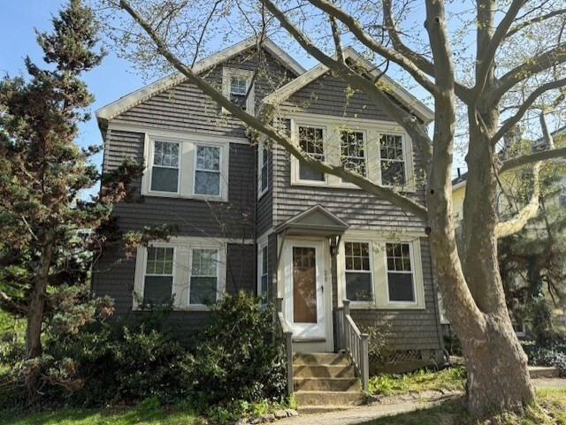 Foto principal - 28 Maple St