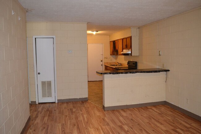 Foto del edificio - 1601 A Vernon St