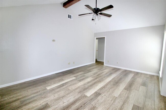 Foto del edificio - 3023 Windmill St
