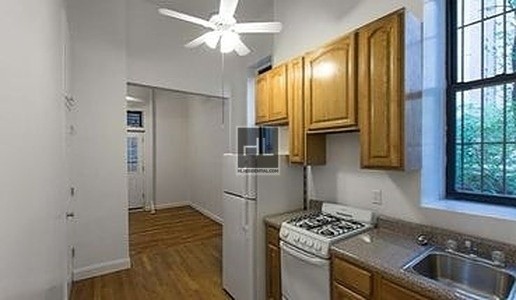 Building Photo - East 86th Street