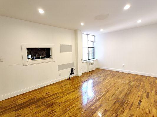 Foto principal - 2 bedroom in BRONX NY 10460