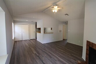 Building Photo - 5422 Farley Dr