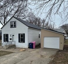 Building Photo - 221 1st St NW