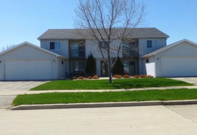 Building Photo - 4415 Soda Creek Rd