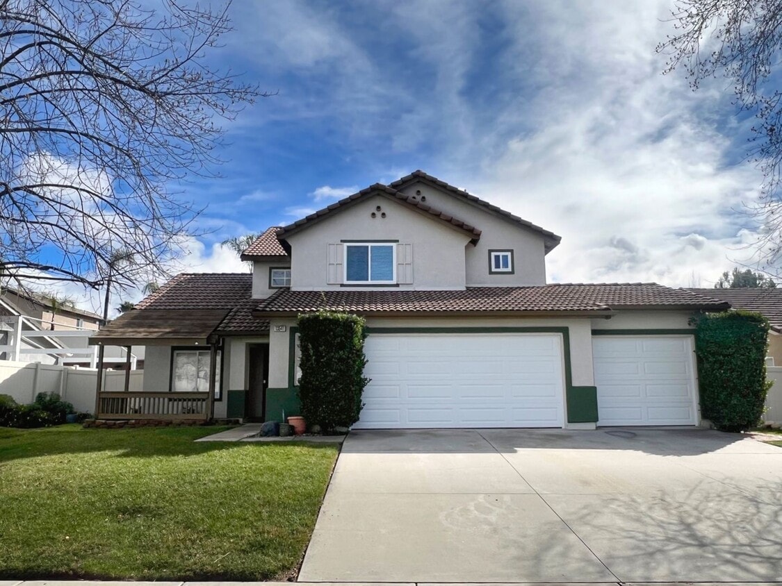 13541 Holmes St, Yucaipa, CA 92399 House Rental in Yucaipa, CA