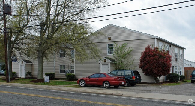 Buckroe Lake Apartments Hampton, VA