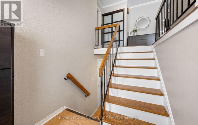 Photo du bâtiment - 6943 Estoril Rd