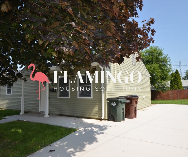 Building Photo - For Rent: 249 Red Bank Drive, Fairborn, OH