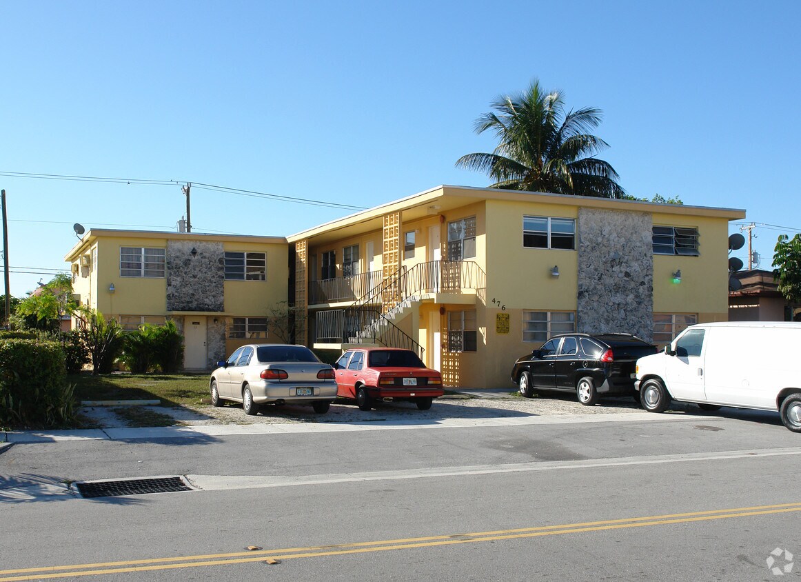 Foto principal - 476 E 28th St