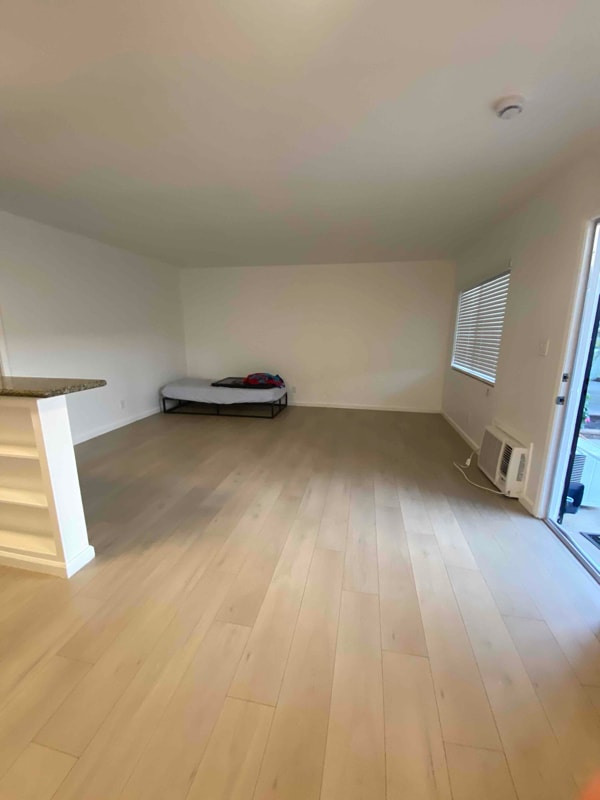 Photo - 444 E Rowland St Apartment