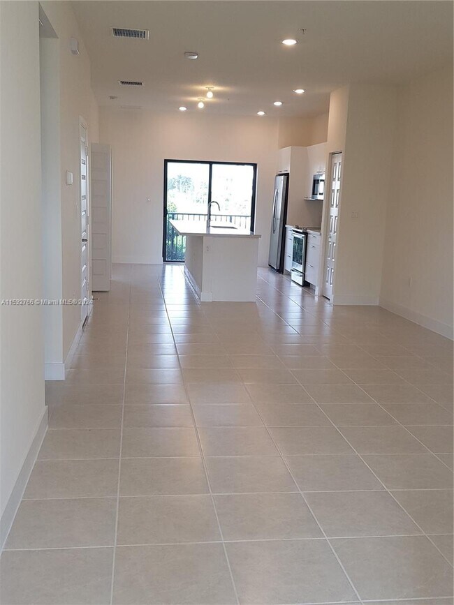 Building Photo - 8151 NW 104th Ave