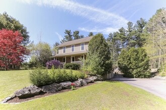 57 Harvest Wood Dr