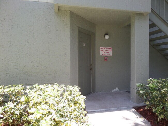 Foto del edificio - 1401 Village Blvd