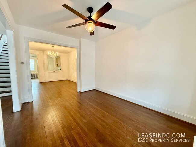 Foto del edificio - 304 16th St SE