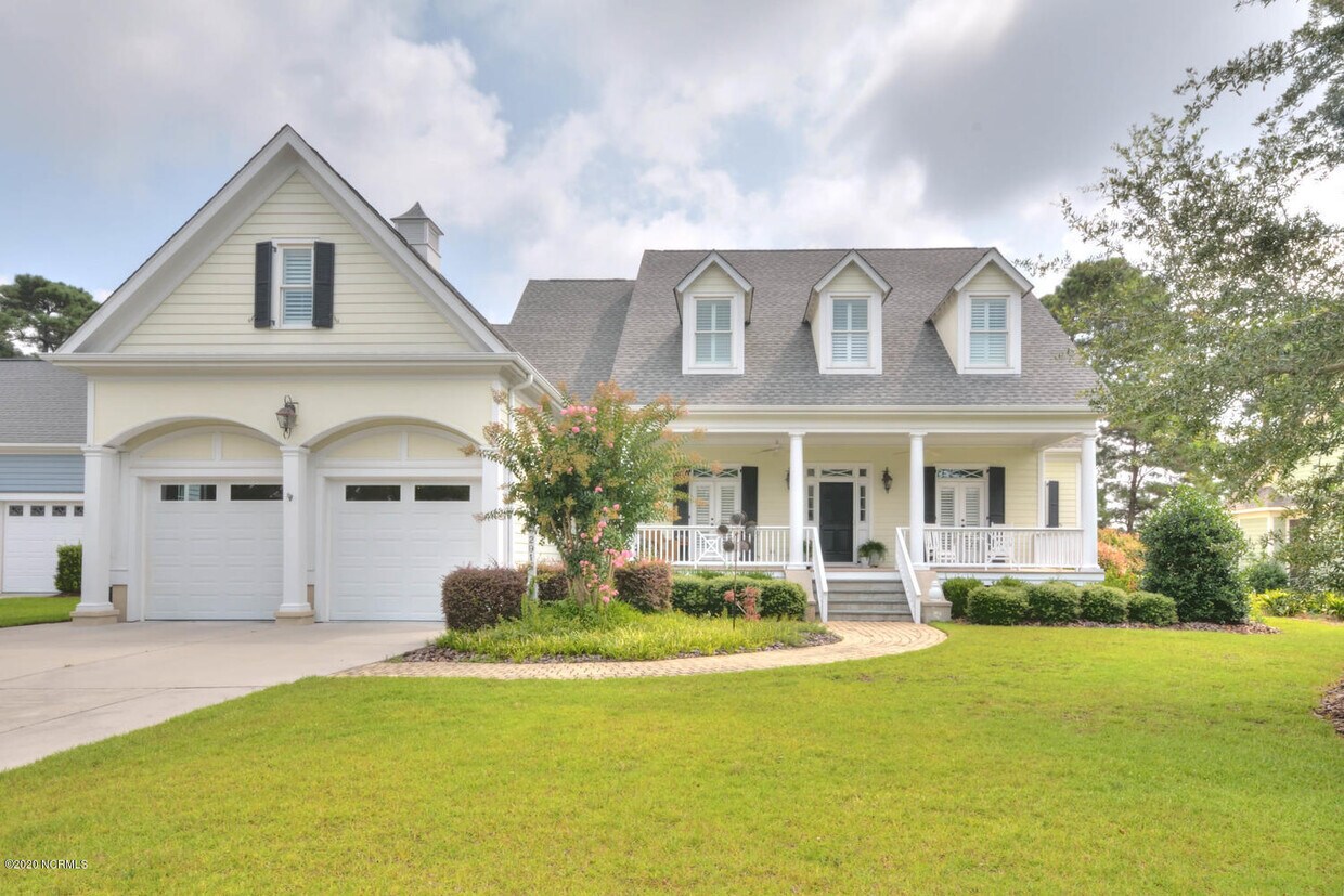 2915 Legends Dr, Southport, NC 28461 House Rental in Southport, NC