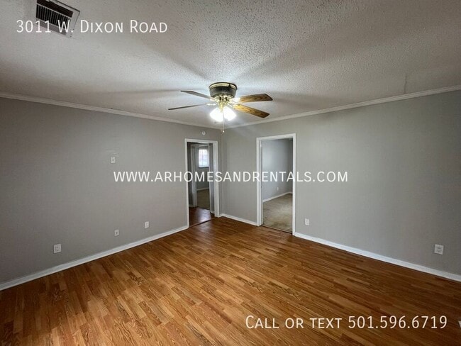 Building Photo - 3011 W Dixon Rd