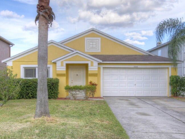 Building Photo - 12916 Los Alamitos